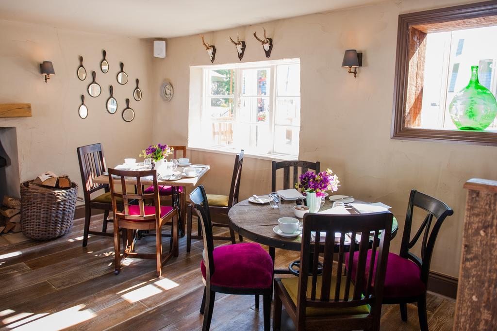 The White Hart, Overton Exterior foto